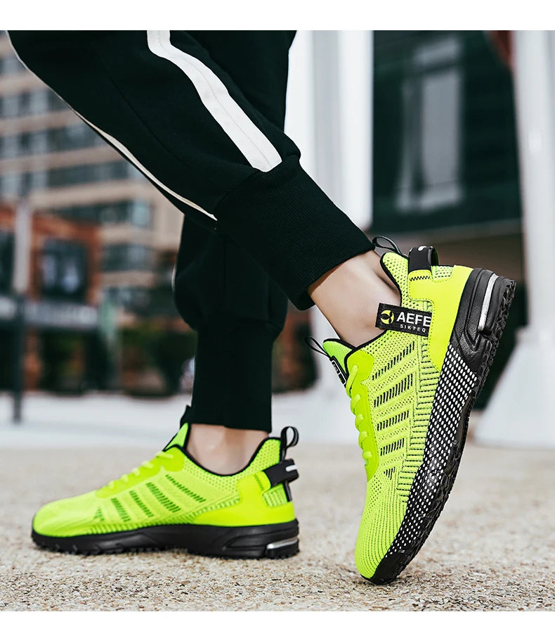 Men’s Lightweight Running Shoes