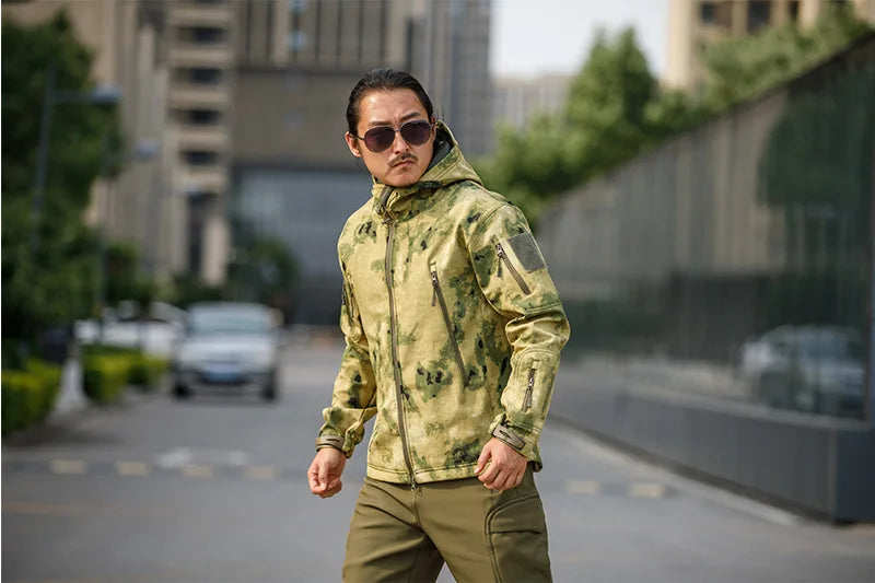 Men’s Sharkskin Softshell Camouflage Tactical Jacket