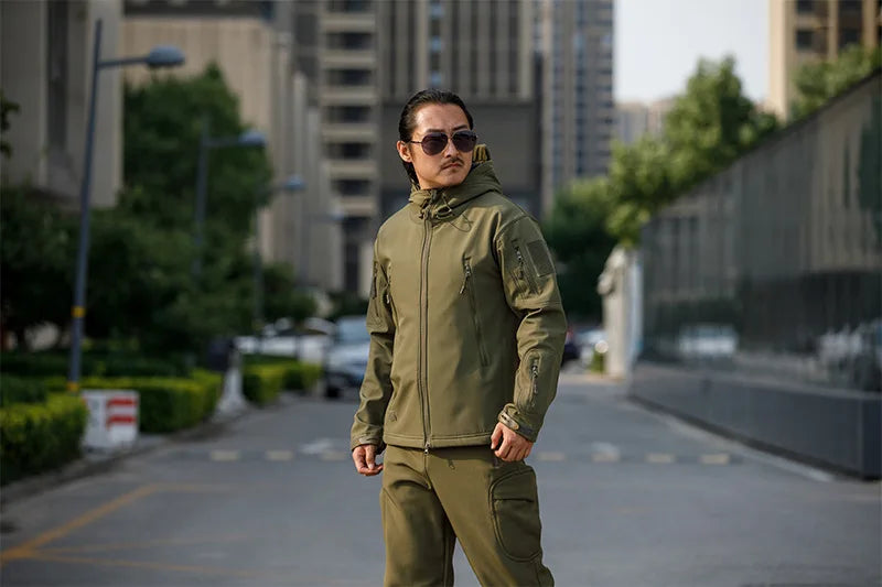 Men’s Sharkskin Softshell Camouflage Tactical Jacket