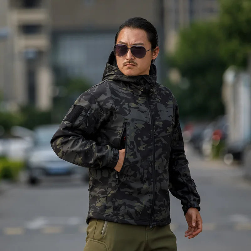 Men’s Sharkskin Softshell Camouflage Tactical Jacket