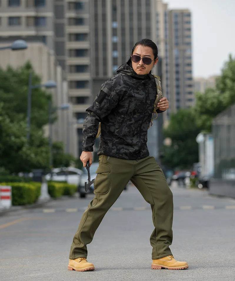 Men’s Sharkskin Softshell Camouflage Tactical Jacket