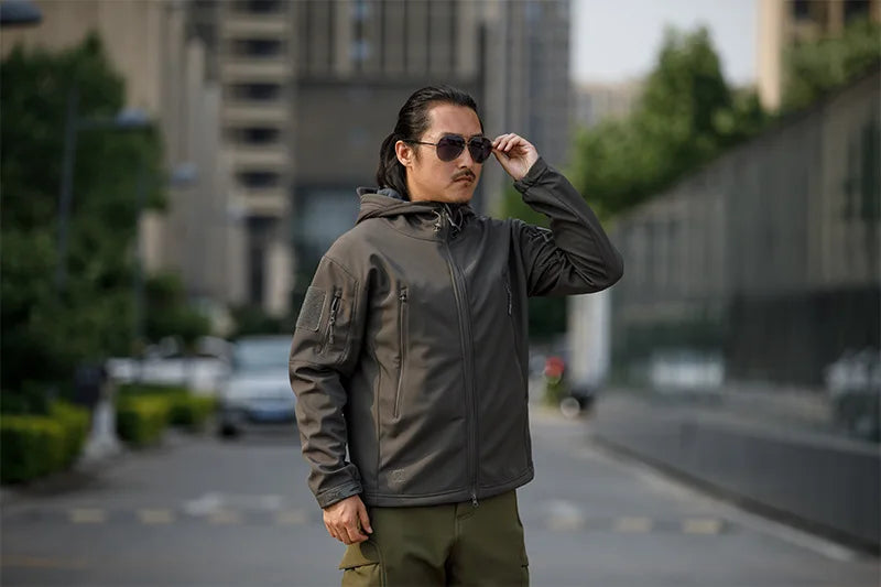 Men’s Sharkskin Softshell Camouflage Tactical Jacket